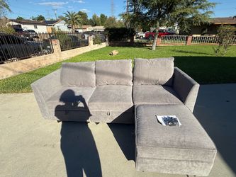 Gray Fabric Sectional Sofa w/ Storage
