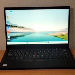 Lenovo Laptop i7 touchscreen Keyboardlight 256 Ssd