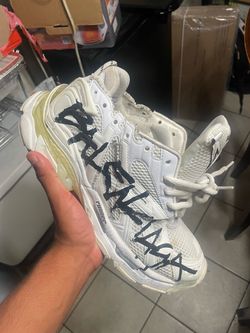 balenciaga runners