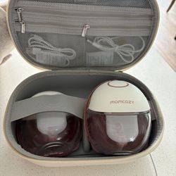 Momcozy M6 Breast Pump