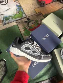 Dior B30