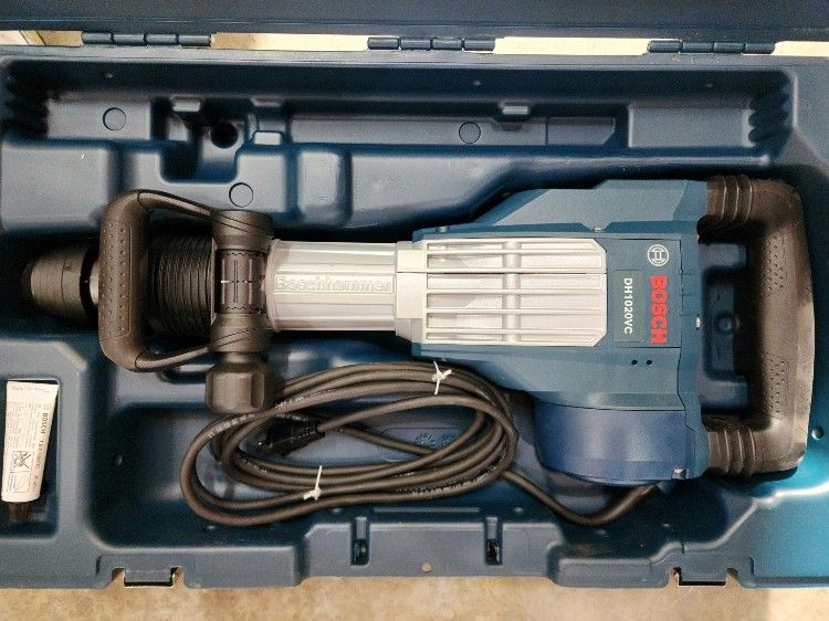 DH1020VC Bosch SDS Max 25lb Demolition Hammer New