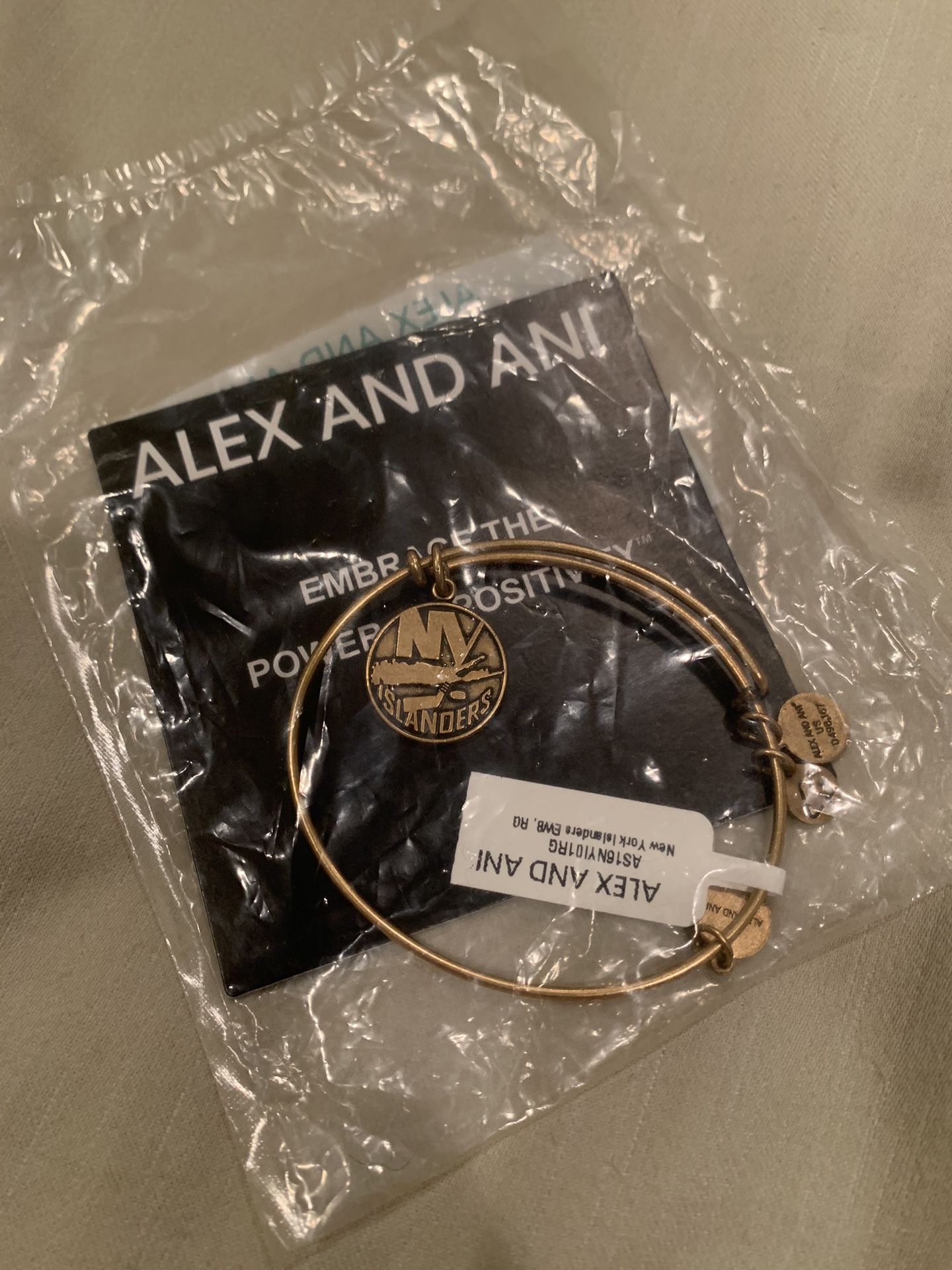 New York Islanders Bracelet Alex And Ani Sealed