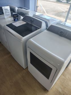 $978(MSRP$1898, Save$920) GE Profile SMART Washer and Electric Dryer Set