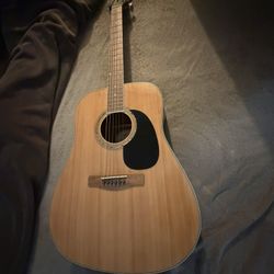 Mitchell  Guitar 