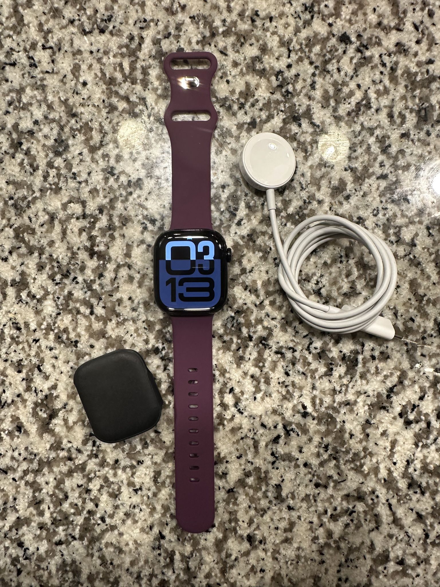New Apple Watch Series 10 GPS 42mm Black With Band, Charger And Warranty (band Not Apple)