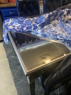 Mirror table with 6 blue velvet bedazzled chairs $1500 obo no lowballing free delivery Fresno only