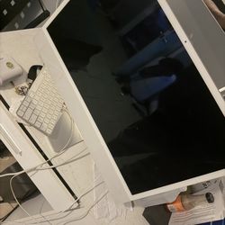 iMac 24inch M1 256GB read Description 