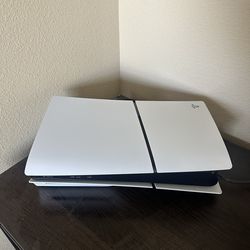 PS5 and Dual Sense Controller