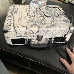 Victrola Vinyl Player, Map Detail