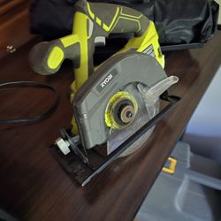 2 x Ryobi Circular Saw with Battery
