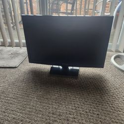 Samsung 24inches with Stand