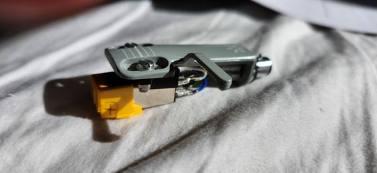 ION turntable needle