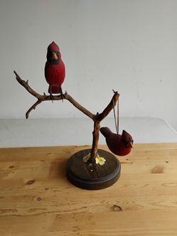 Cardinal Decor Item