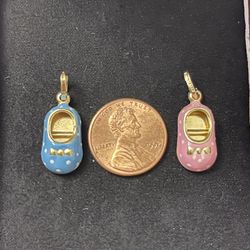 Solid 14k gold Pink And Blue Baby Booties Shoes Charm Pendant 