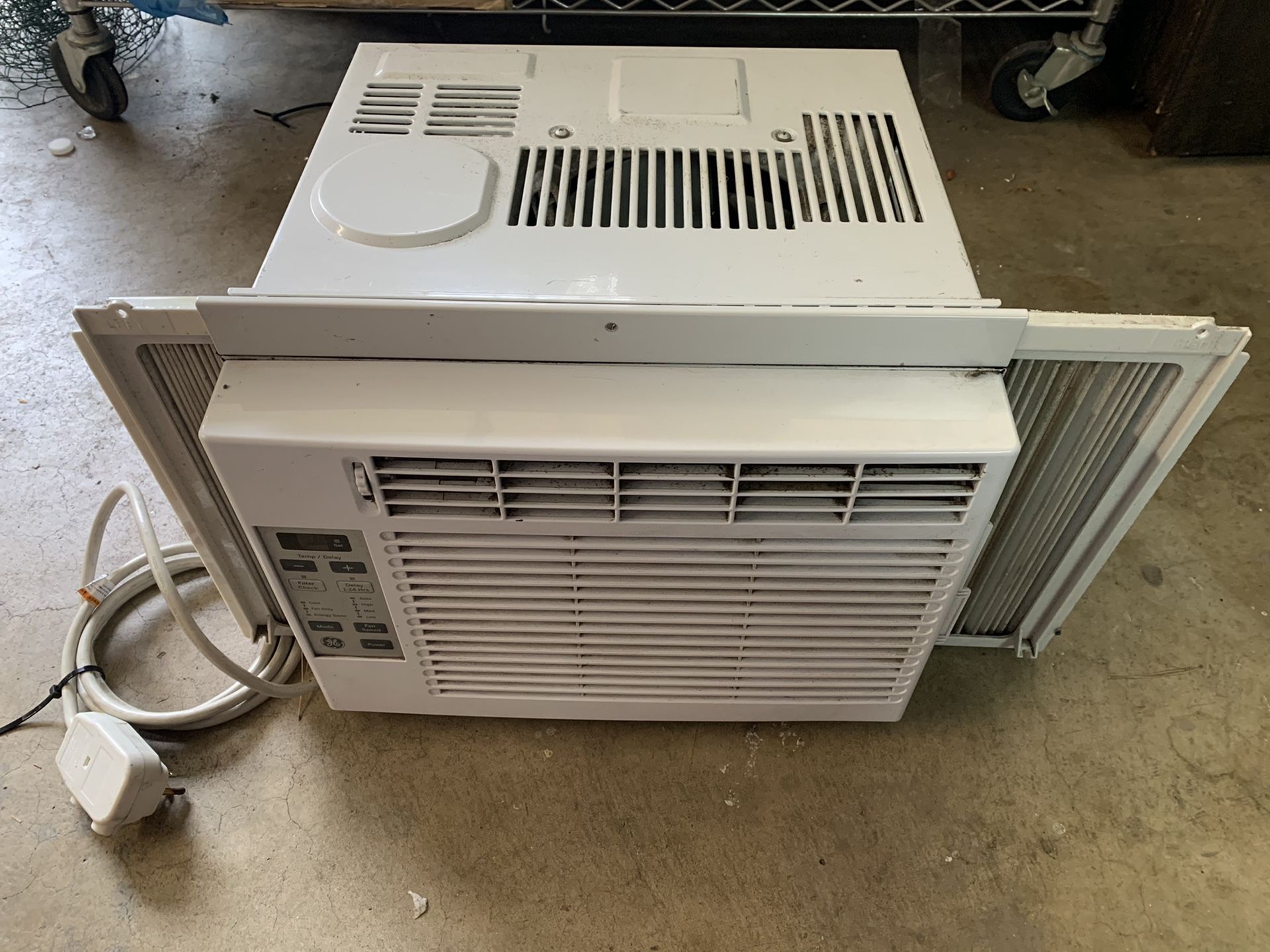 A/C unit (works perfect)
