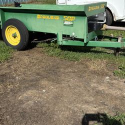 Manure Spreader In Excellent Shape!
