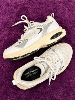 Skechers Memory Foam Men’s Sneakers – Size 8