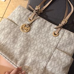 MK purse