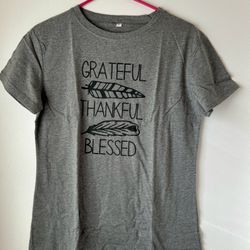 Gray Graphic T-shirt, Large 
