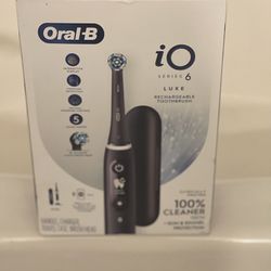 Oral-B i06 Black Electric Toothbrush