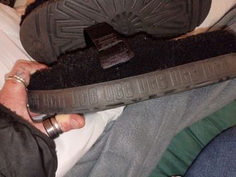 Uggs Slides
