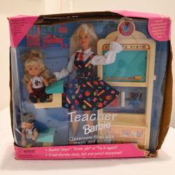 Teacher Barbie And Kids Set