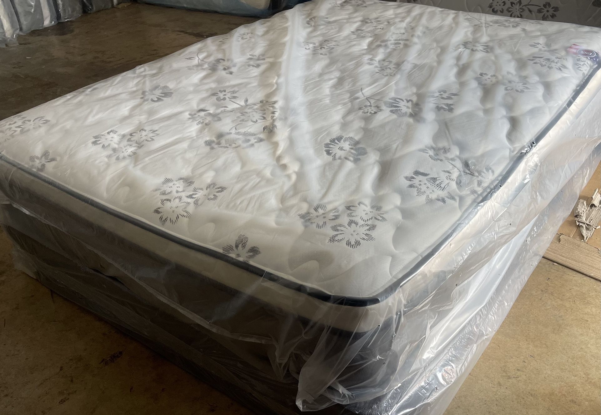 New Queen Pillowtop Mattress And Box Spring Set