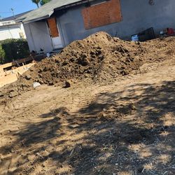 Free Clean Dirt Delivery Free