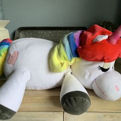 BNWT Inside Out Rainbow Unicorn Cuddleez