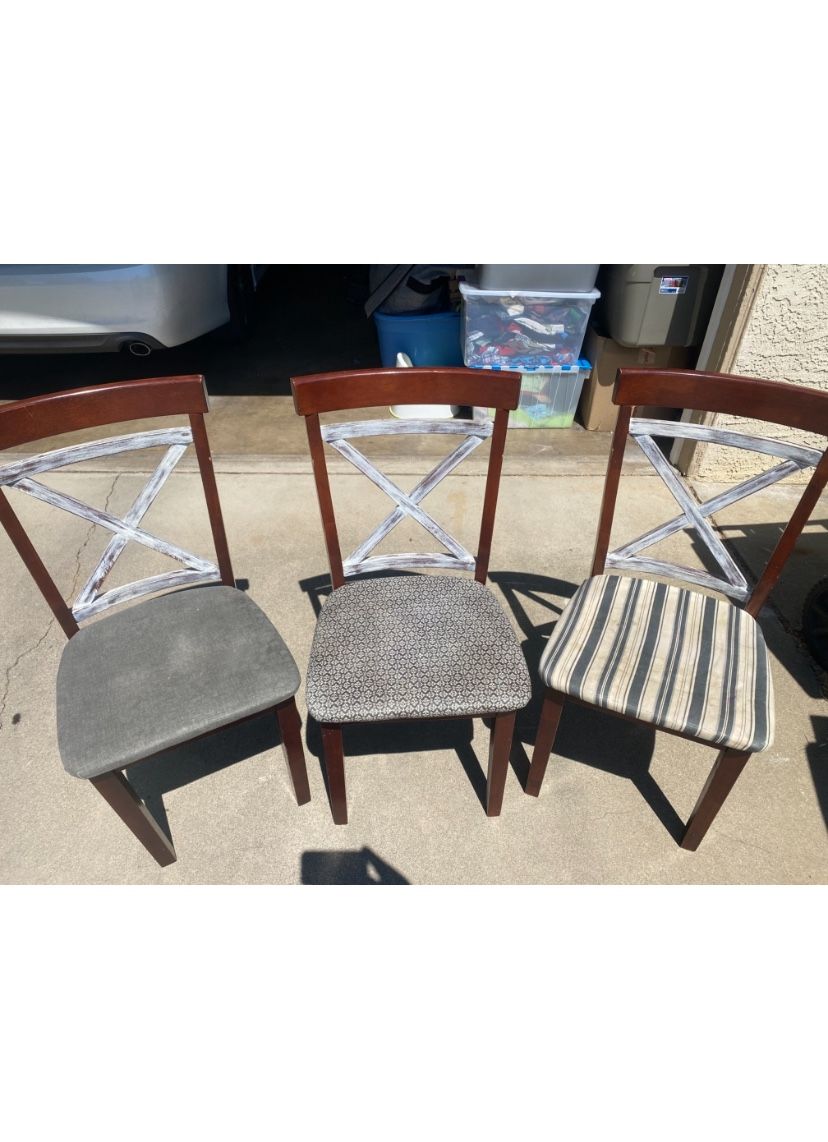 FREE CHAIRS