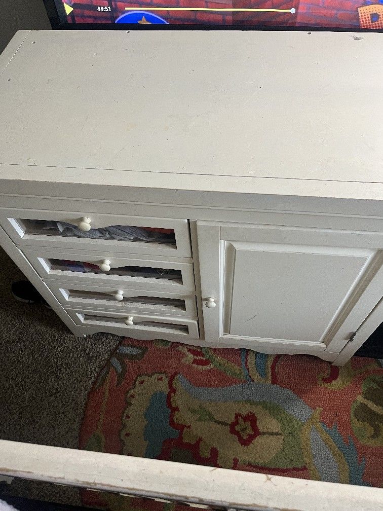 Full Size Solid Wood Bedroom Set – Bed, Armoire, Dresser & Side Table – Must Sell