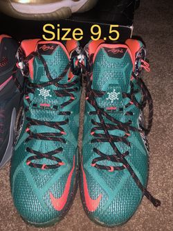 ONLY 1 PAIR LEFT!! Men’s Sneakers **READ DESCRIPTION!!**