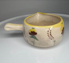 Vintage Hand Painted Ceramic Pottery Creamer Round Handle And Spout Beige/Yellow
