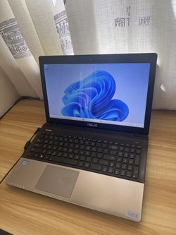 ASUS Laptop 