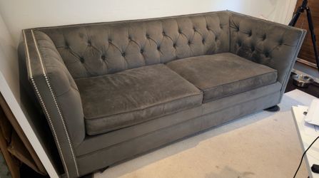 Mitchell Gold + Bob Williams Luxury Sleeper Sofa – Tufted