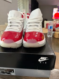 Jordan 11s Cherry Size 9