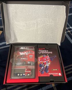 RARE Hot Wheels Transformers Optimus Prime Mattel Creations RLC BRAND NEW HXT02-9993