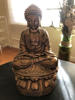 Statue/Incense Holder