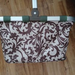 Sturdy Basket With Handle 