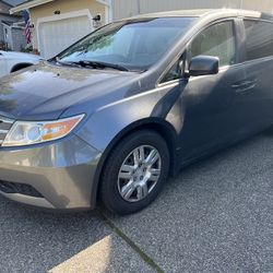 2012 Honda Odyssey trade for sport bike or Harley read description