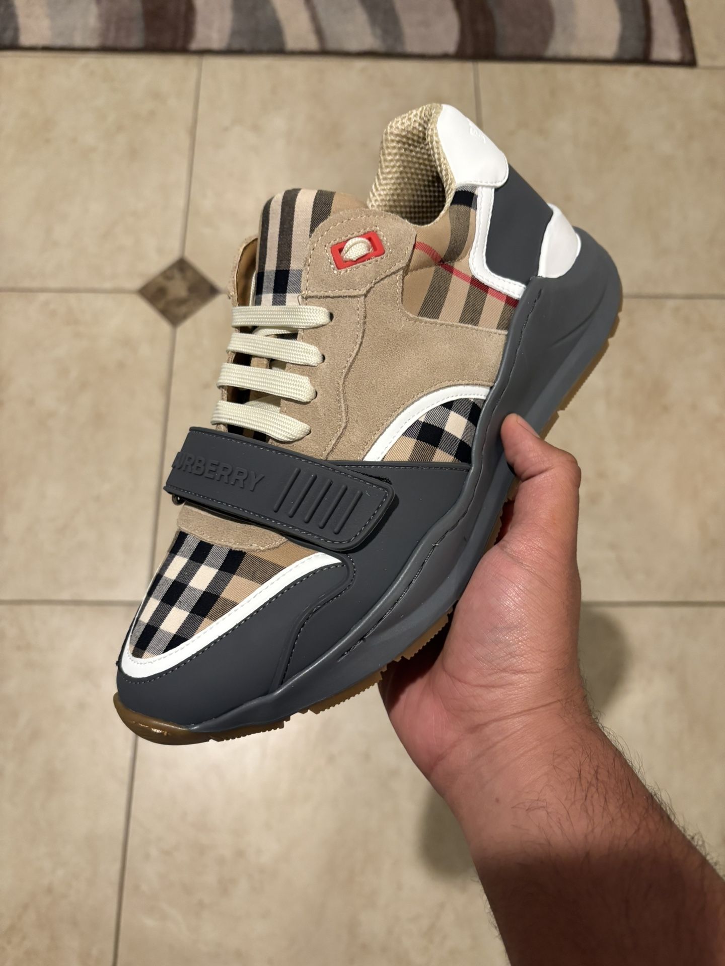 Burberry Sneakers Size 10 New With Box 