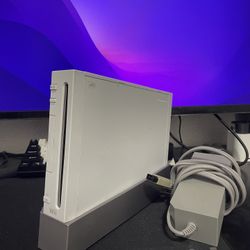 Nintendo Wii comes with everything 