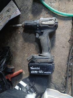 Makita Drill With Battery And Charger
