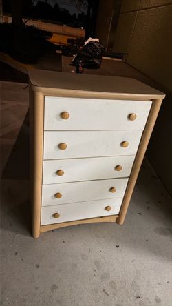 Free dresser