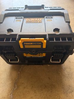 Dewalt Charging Storage box