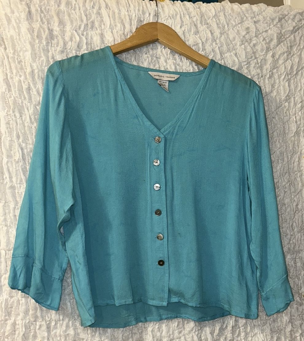 Nomadic Trader: Lightweight/Sheer Top, 3/4 Length Sleeves, Size: Medium