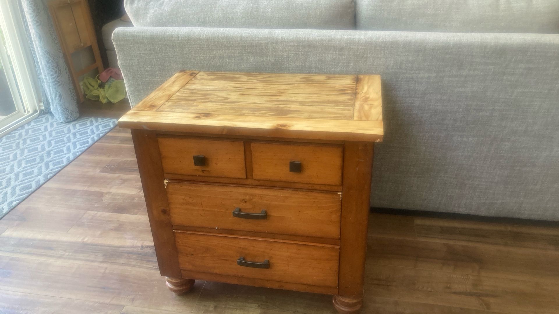 End table