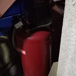 Craftsman 26 Gal Compressor On Wheels
