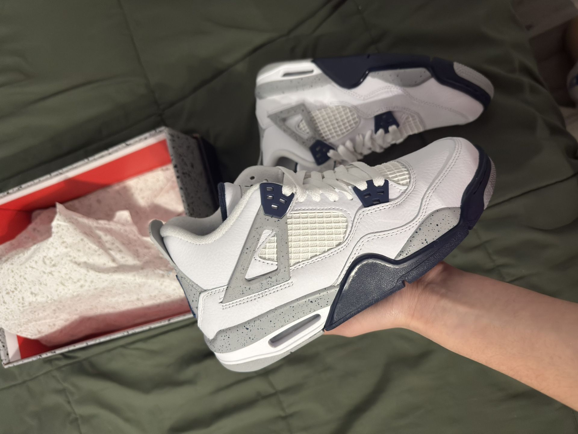 Jordan 4 Retro Midnight Navy (GS) 